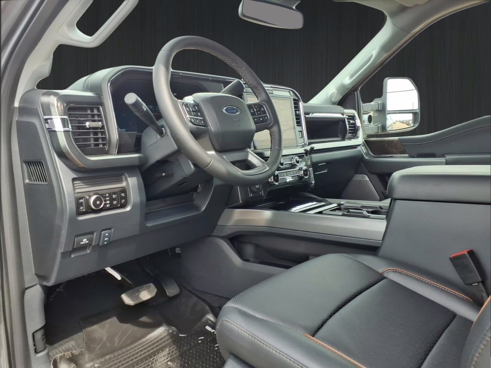 2026 Gray Metallic Ford Super Duty F-350 SRW Lariat 4X4 Truck