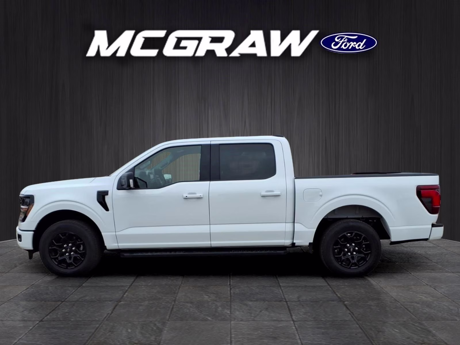 2026 Oxford White Ford F-150 XLT RWD Truck