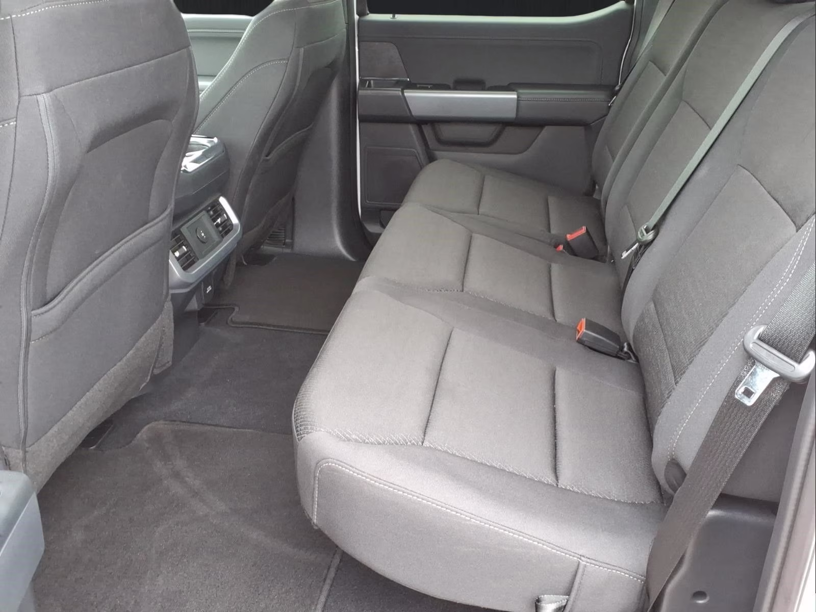 2026 Oxford White Ford F-150 XLT RWD Truck