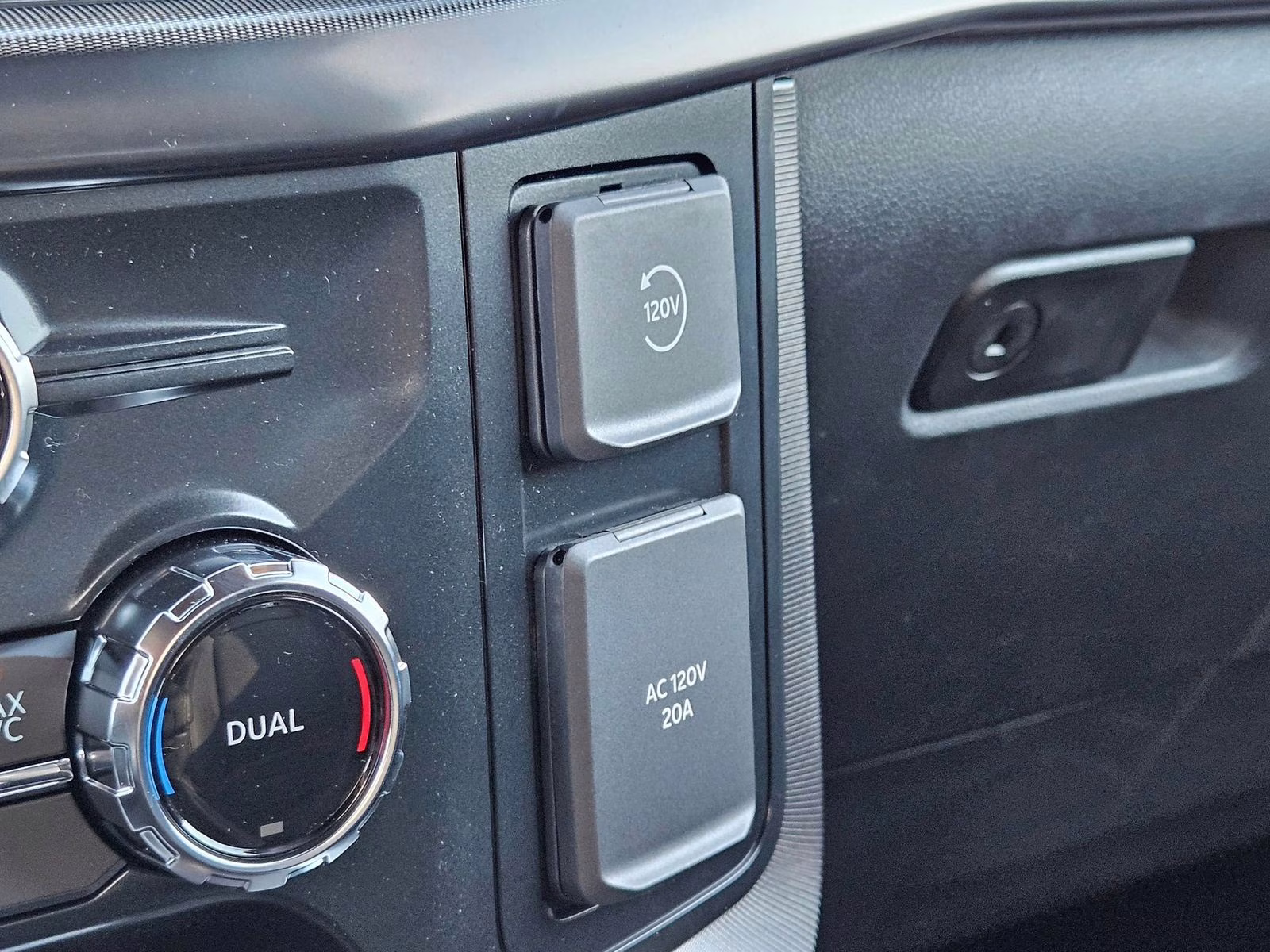 2026 Gray Metallic Ford F-150 Platinum 4X4 Truck