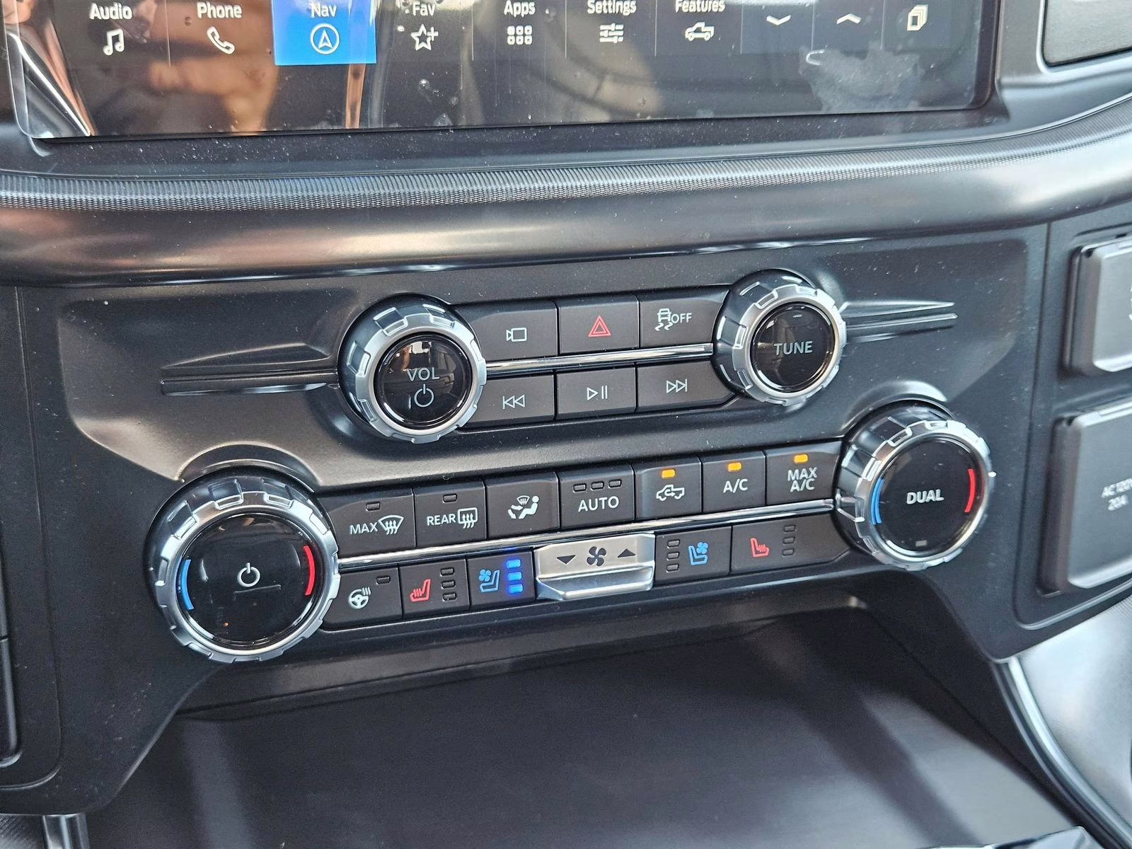 2026 Gray Metallic Ford F-150 Platinum 4X4 Truck