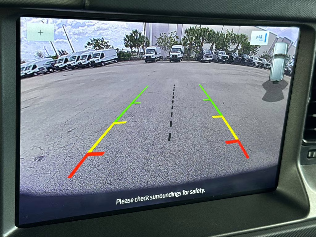 2024 Iconic Silver Metallic Ford Bronco Badlands 4X4 SUV