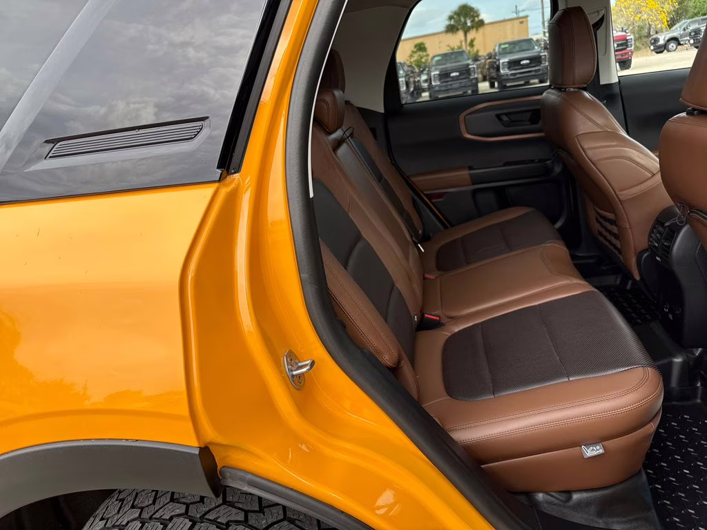 2022 Cyber Orange Metallic Tricoat Ford Bronco Sport Badlands 4X4 SUV