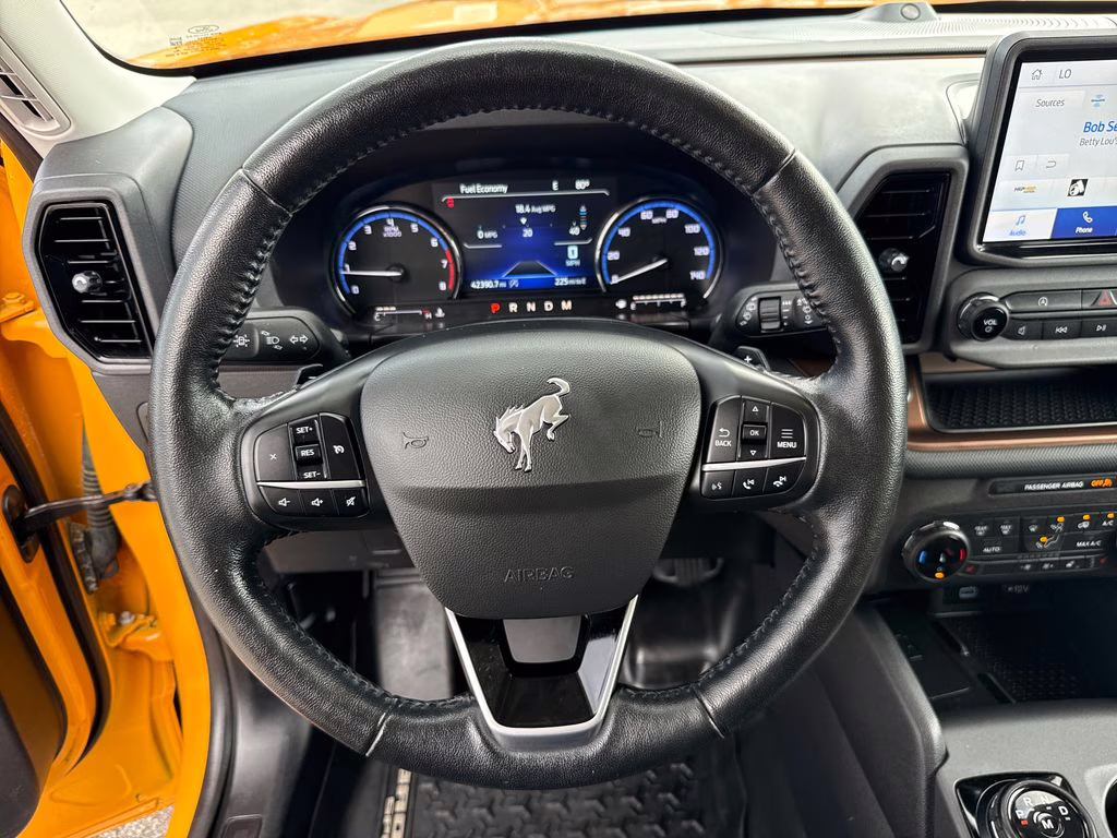 2022 Cyber Orange Metallic Tricoat Ford Bronco Sport Badlands 4X4 SUV