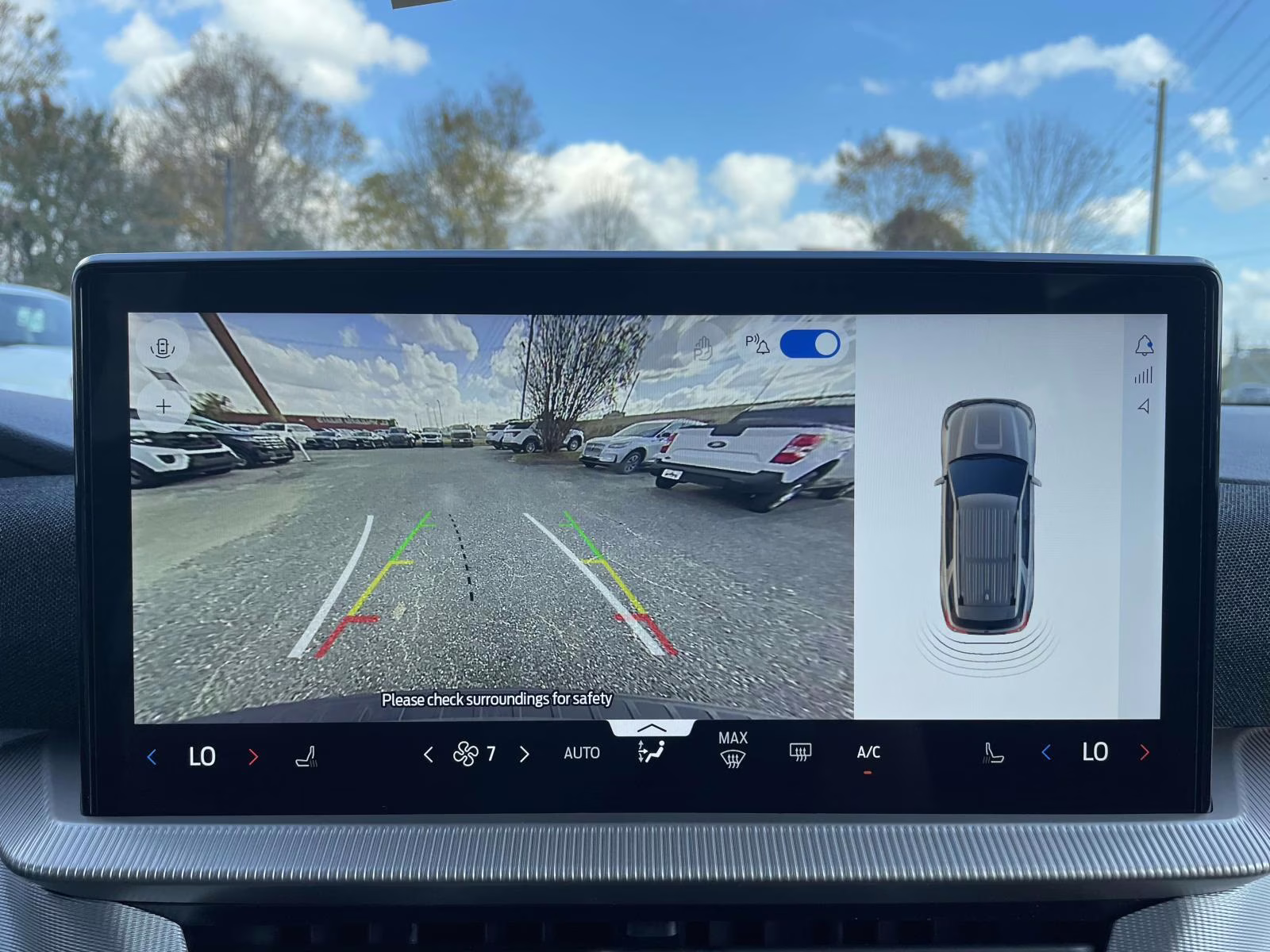 2026 Space White Metallic Ford Explorer Active RWD SUV