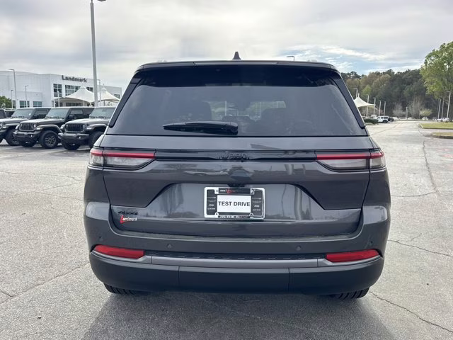 2026 Baltic Gray Metallic Clearcoat Jeep Grand Cherokee Limited 4X4 SUV
