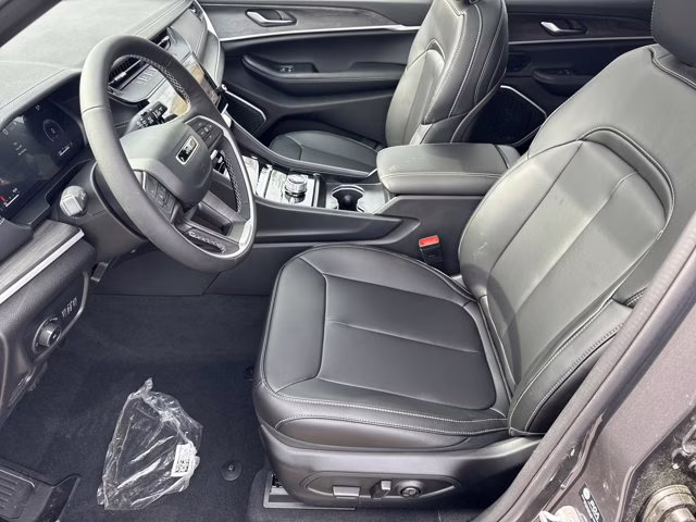 2026 Baltic Gray Metallic Clearcoat Jeep Grand Cherokee Limited 4X4 SUV