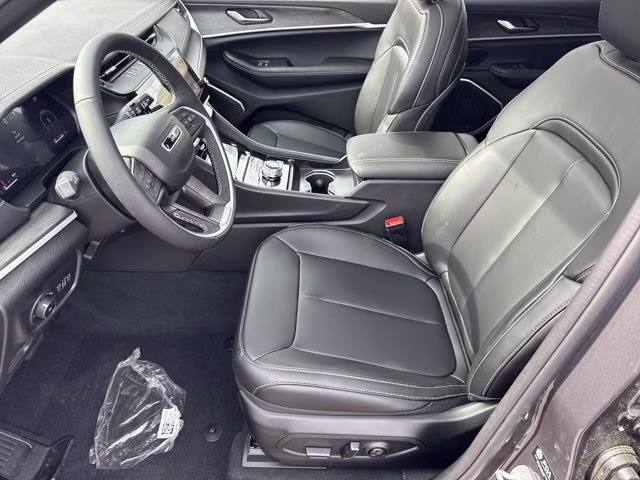 2026 Baltic Gray Metallic Clearcoat Jeep Grand Cherokee Limited 4X4 SUV