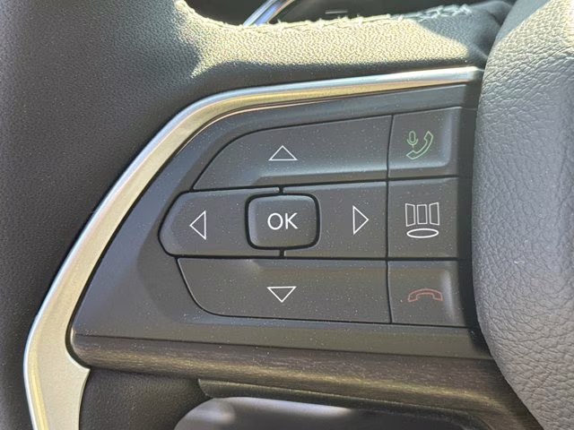 2026 Silver Zynith Jeep Grand Cherokee Limited 4X4 SUV