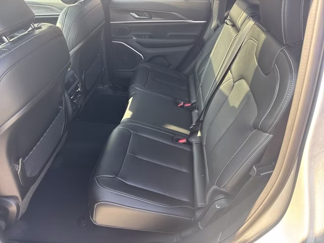 2026 Silver Zynith Jeep Grand Cherokee Limited 4X4 SUV