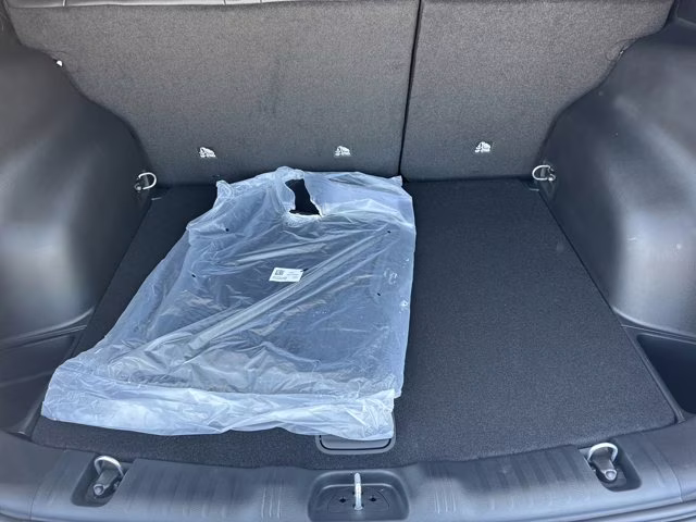 2026 Bright White Clearcoat Jeep Compass Latitude Altitude 4X4 SUV