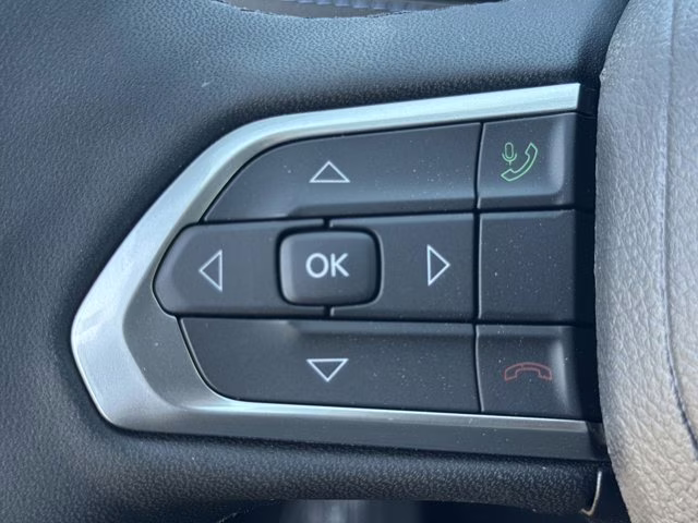 2026 Diamond Black Crystal Pearlcoat Jeep Compass Latitude Altitude 4X4 SUV