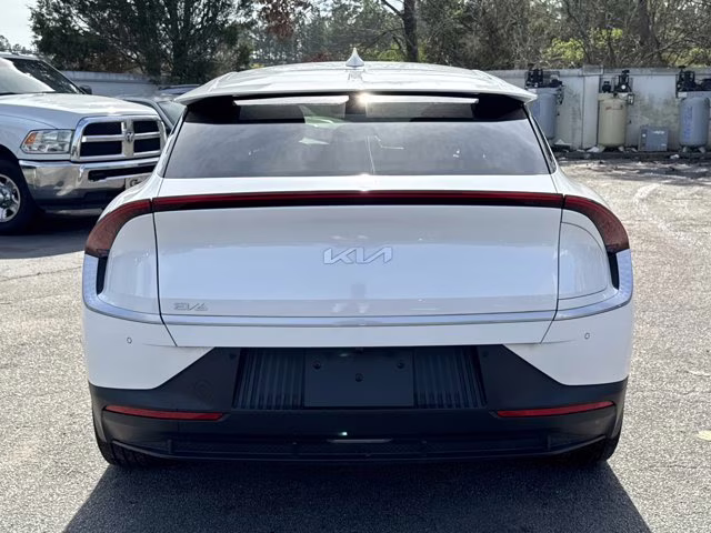 2024 Snow White Pearl Kia EV6 Light Long Range RWD SUV
