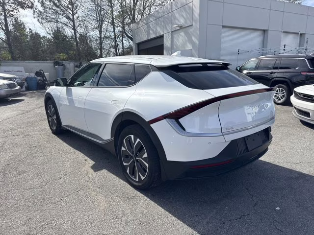 2024 Snow White Pearl Kia EV6 Light Long Range RWD SUV