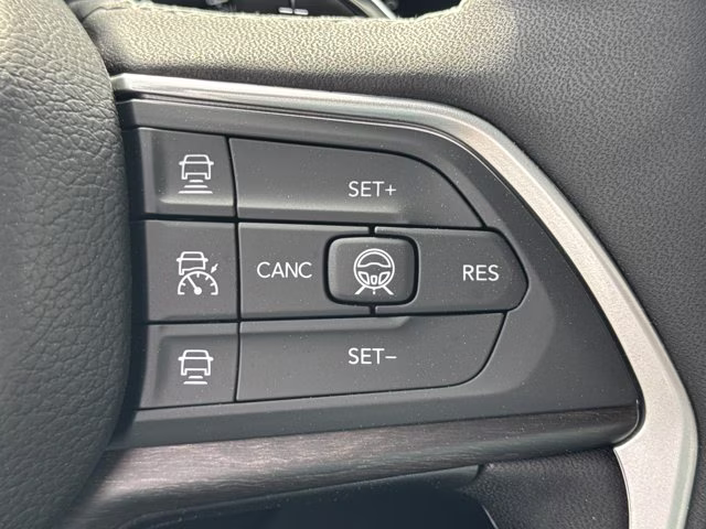2026 Baltic Gray Metallic Clearcoat Jeep Grand Cherokee Limited 4X4 SUV