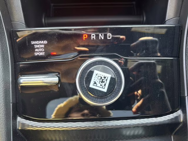 2026 Silver Zynith Jeep Grand Cherokee Limited 4X4 SUV