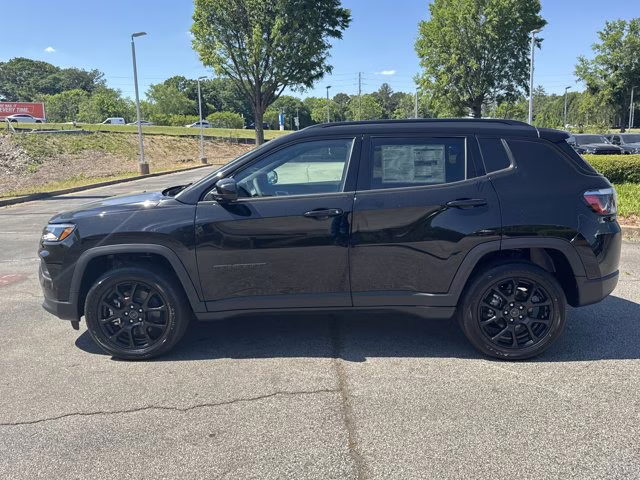 2026 Diamond Black Crystal Pearlcoat Jeep Compass Latitude Altitude 4X4 SUV