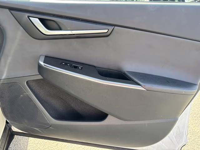 2024 Snow White Pearl Kia EV6 Light Long Range RWD SUV