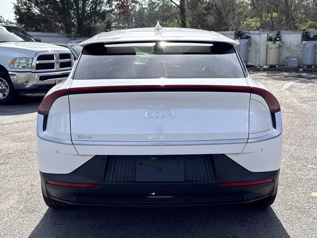 2024 Snow White Pearl Kia EV6 Light Long Range RWD SUV
