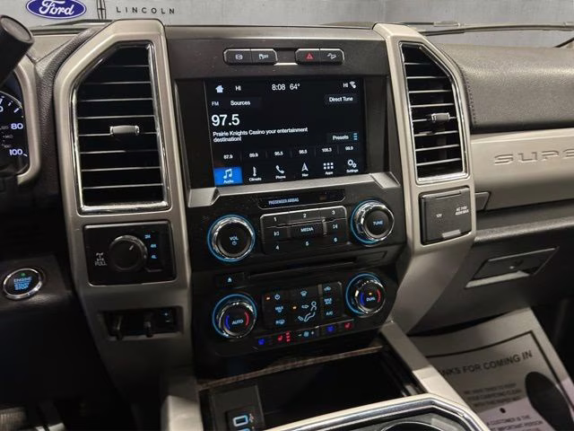 2018 Oxford White Ford Super Duty F-350 SRW Lariat 4X4 Truck