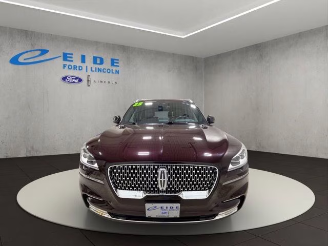 2023 Diamond Red Metallic Tinted Clearcoat Lincoln Aviator Reserve AWD SUV