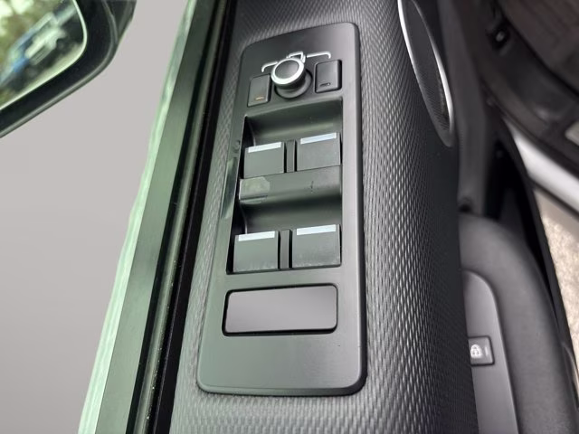 2021 Hakuba Silver Metallic Land Rover Discovery S R-Dynamic AWD SUV