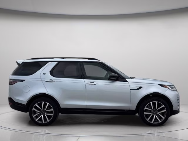 2021 Hakuba Silver Metallic Land Rover Discovery S R-Dynamic AWD SUV