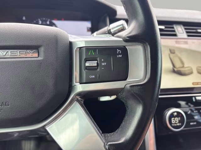 2021 Hakuba Silver Metallic Land Rover Discovery S R-Dynamic AWD SUV