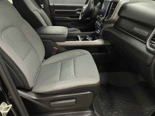 2025 Diamond Black Crystal Pearlcoat Ram 1500 Big Horn/Lone Star 4X4 Truck