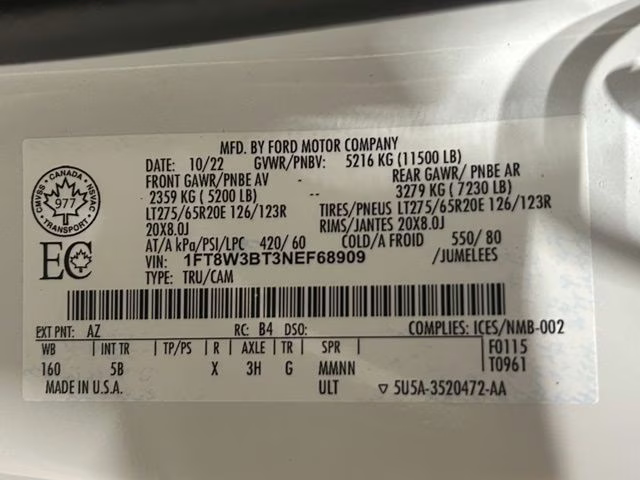 2022 Star White Metallic Tri-Coat Ford Super Duty F-350 SRW Lariat 4X4 Truck