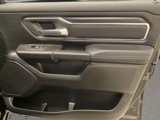 2025 Diamond Black Crystal Pearlcoat Ram 1500 Big Horn/Lone Star 4X4 Truck