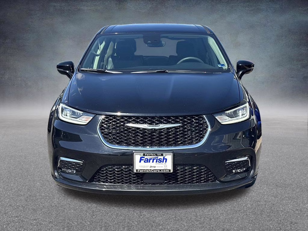 2024 Diamond Black Crystal Pearlcoat Chrysler Pacifica Hybrid Select FWD Van