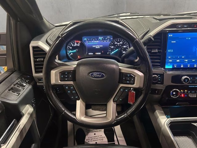 2022 Star White Metallic Tri-Coat Ford Super Duty F-350 SRW Lariat 4X4 Truck