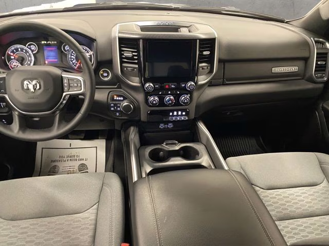 2025 Diamond Black Crystal Pearlcoat Ram 1500 Big Horn/Lone Star 4X4 Truck