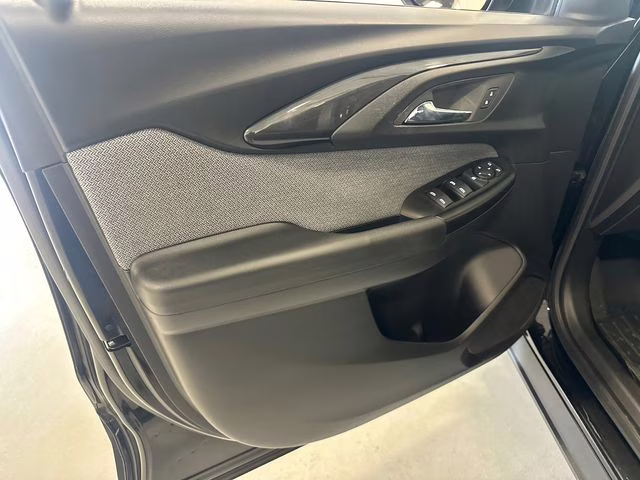 2022 Mosaic Black Metallic Chevrolet Trailblazer LT AWD SUV