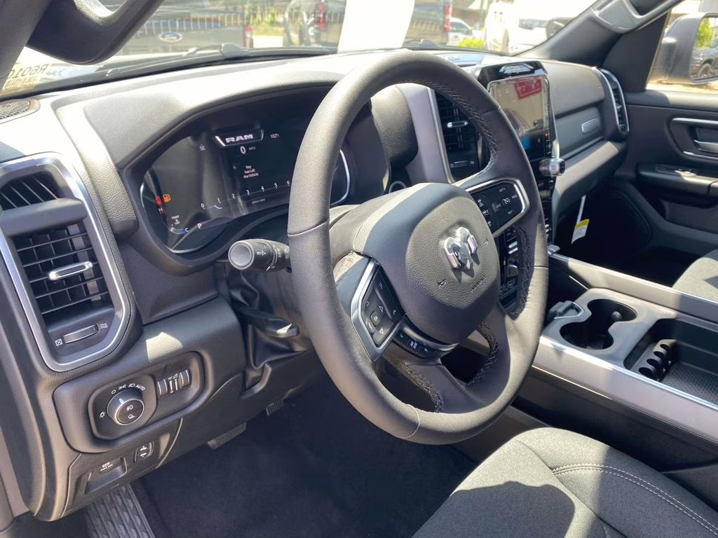 2026 Diamond Black Crystal Pearlcoat Ram 1500 Big Horn/Lone Star 4X4 Truck