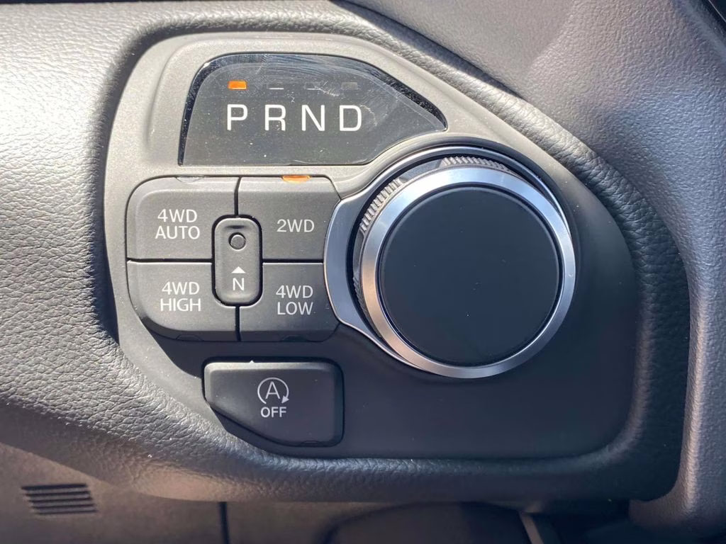 2026 Diamond Black Crystal Pearlcoat Ram 1500 Big Horn/Lone Star 4X4 Truck