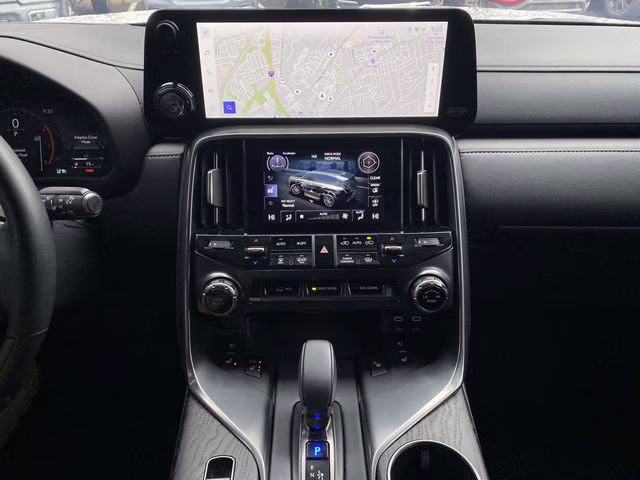 2025 Eminent White Pearl Lexus LX 700h Luxury 4X4 SUV