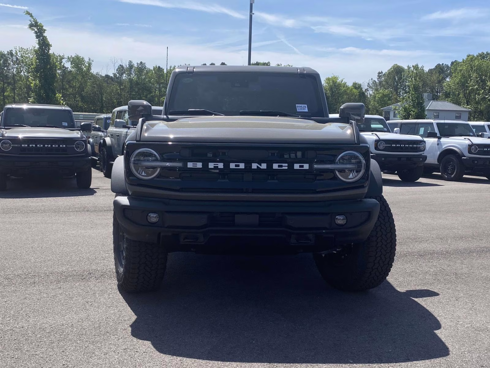 2026 Gray Ford Bronco Outer Banks 4X4 SUV