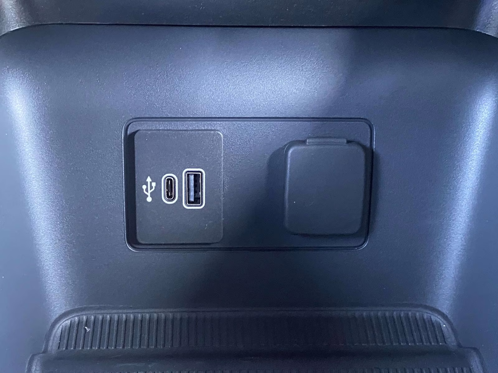 2026 White Metallic Ford Explorer ST 4X4 SUV