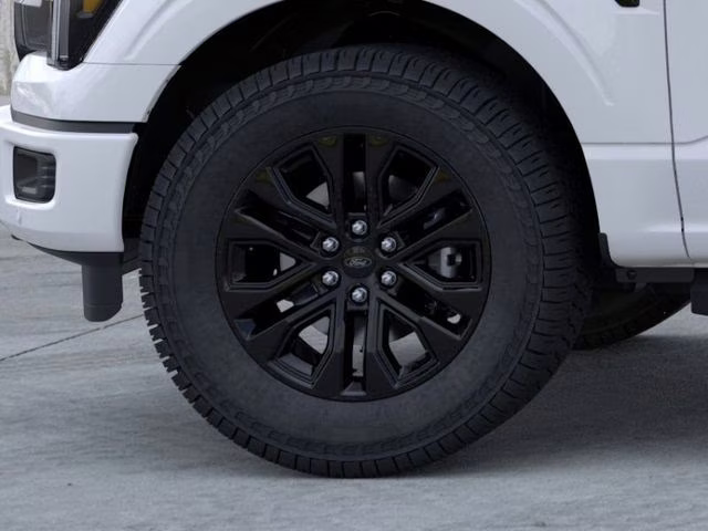 2026 Oxford White Ford F-150 Lariat 4X4 Truck