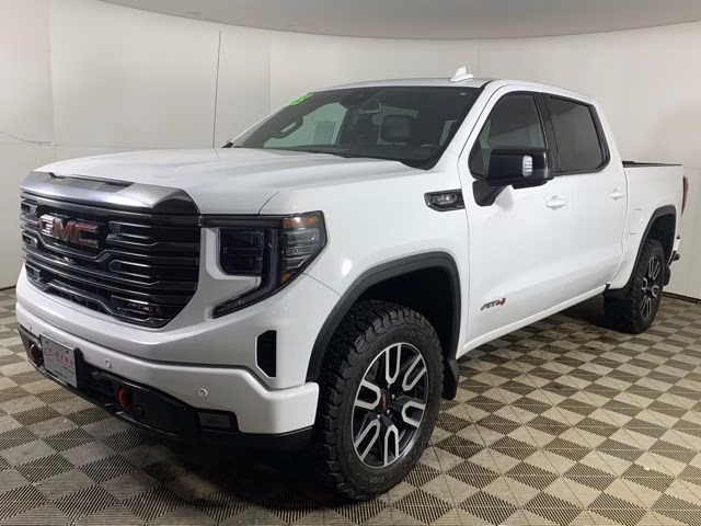 2023 Summit White GMC Sierra 1500 AT4 4X4 Truck