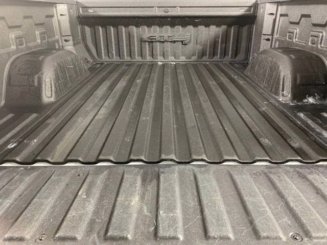 2023 Summit White GMC Sierra 1500 AT4 4X4 Truck