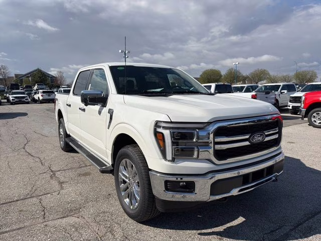 2026 White Ford F-150 Lariat 4X4 Truck