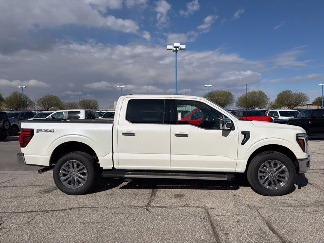 2026 White Ford F-150 Lariat 4X4 Truck
