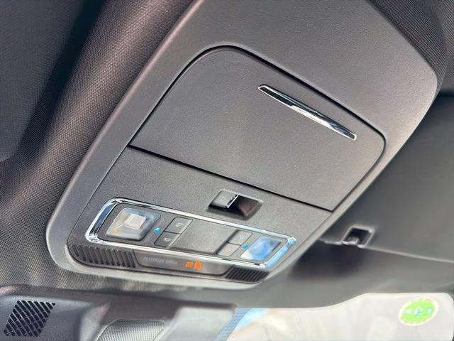 2026 White Ford F-150 Lariat 4X4 Truck