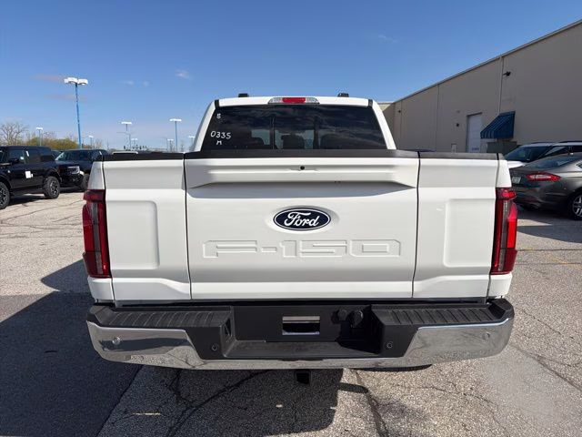 2026 White Ford F-150 Lariat 4X4 Truck