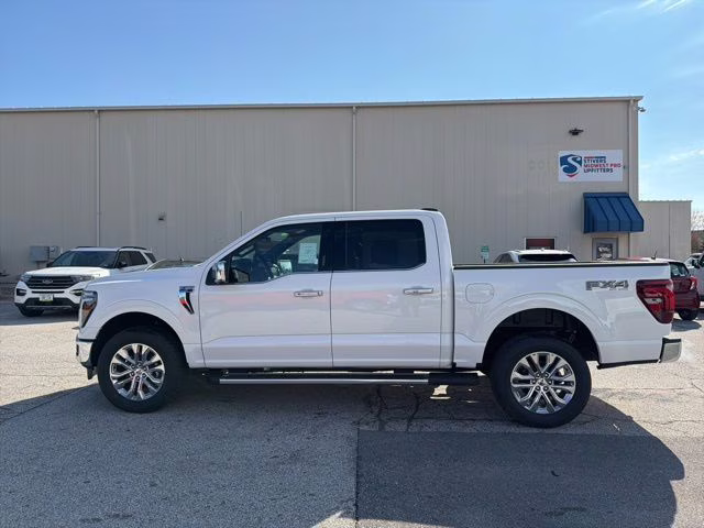 2026 White Ford F-150 Lariat 4X4 Truck