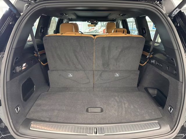 2026 Diamond Black Crystal Pearlcoat Jeep Grand Cherokee L Summit 4X4 SUV