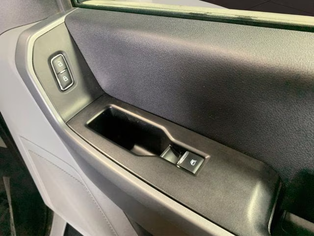 2024 Iconic Silver Metallic Ford Super Duty F-350 SRW XLT 4X4 Truck